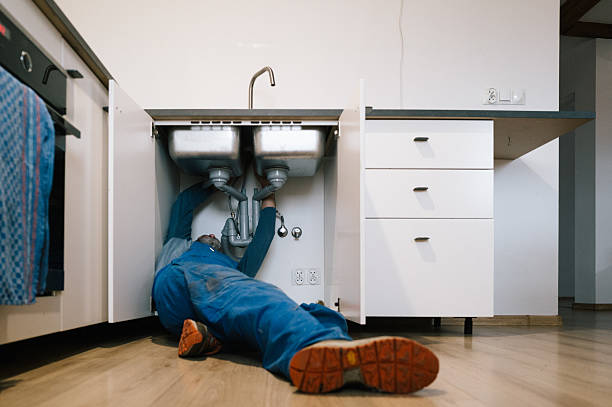 Professional Leak Detection technician working in Perry, OK